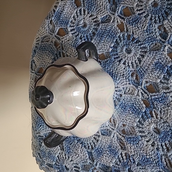 Pearl Lustre Sugar Bowl - Picture 2 of 5